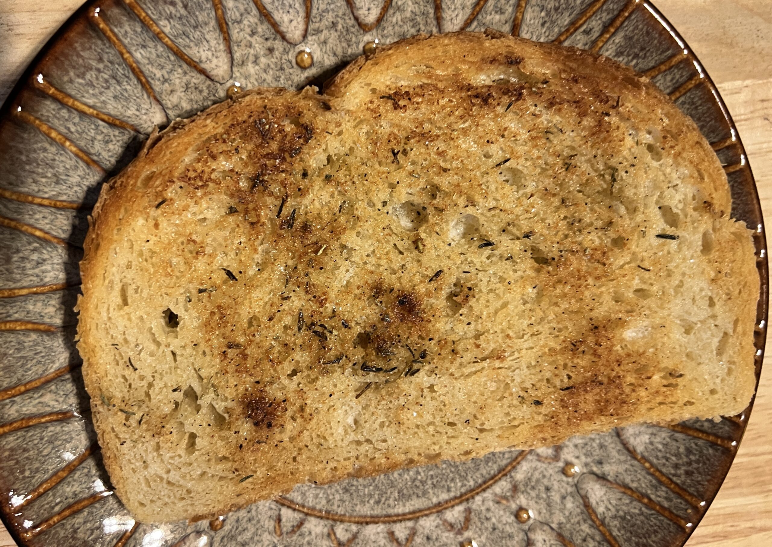 Garlic Toast Seasoned with Lauri Lee's Ultra Low Sodium Garlic & Herb Seasoning Blend